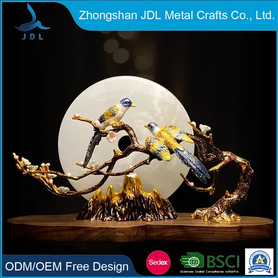 Factory Wholesale Retro Carving Desktop Office Turkish Vintage Unique Bling Diamond Wholesale Antique Ornaments Eagle Metal Crafts Christmas Home Decoration 